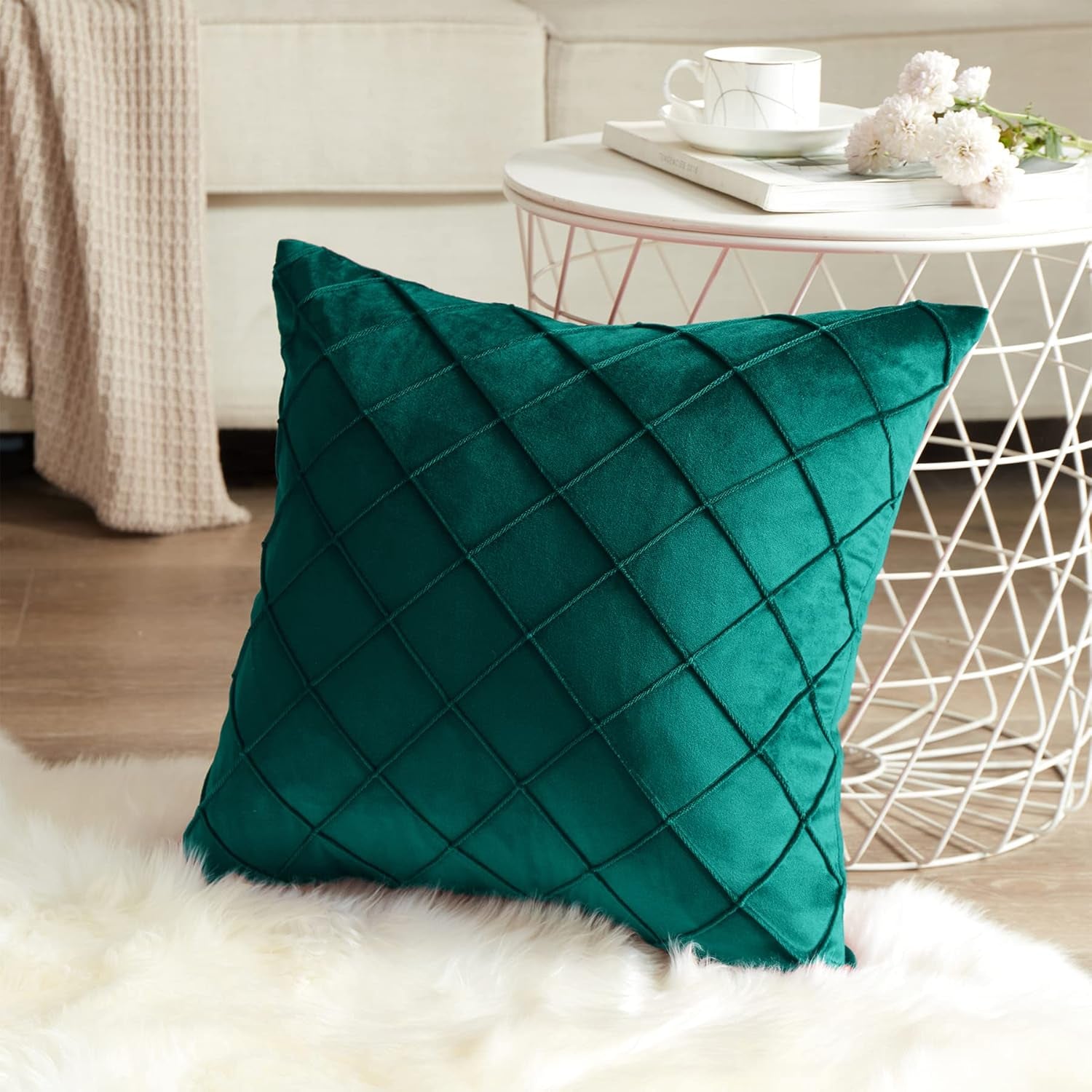 Pack of 2 Velvet Throw Pillows Sofa Decorative Christmas Throw Pillow Covers 16X16 Soft Solid Cushion Case for Bedroom Car Outdoors