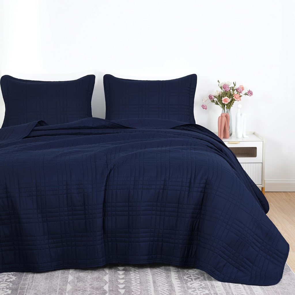 Kingston Queen Size Bedspread Set, 3-Piece Navy Oversized Quilted Microfiber Lightweight Bedspread Coverlet (100"X106") for All Seasons